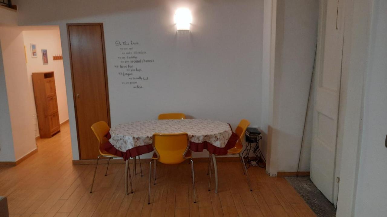 White Home Quartieri Spagnoli Νάπολη Εξωτερικό φωτογραφία