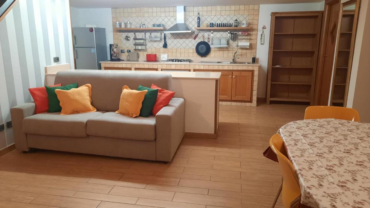 White Home Quartieri Spagnoli Νάπολη Εξωτερικό φωτογραφία