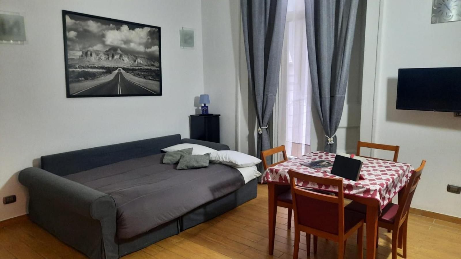 White Home Quartieri Spagnoli Νάπολη Εξωτερικό φωτογραφία