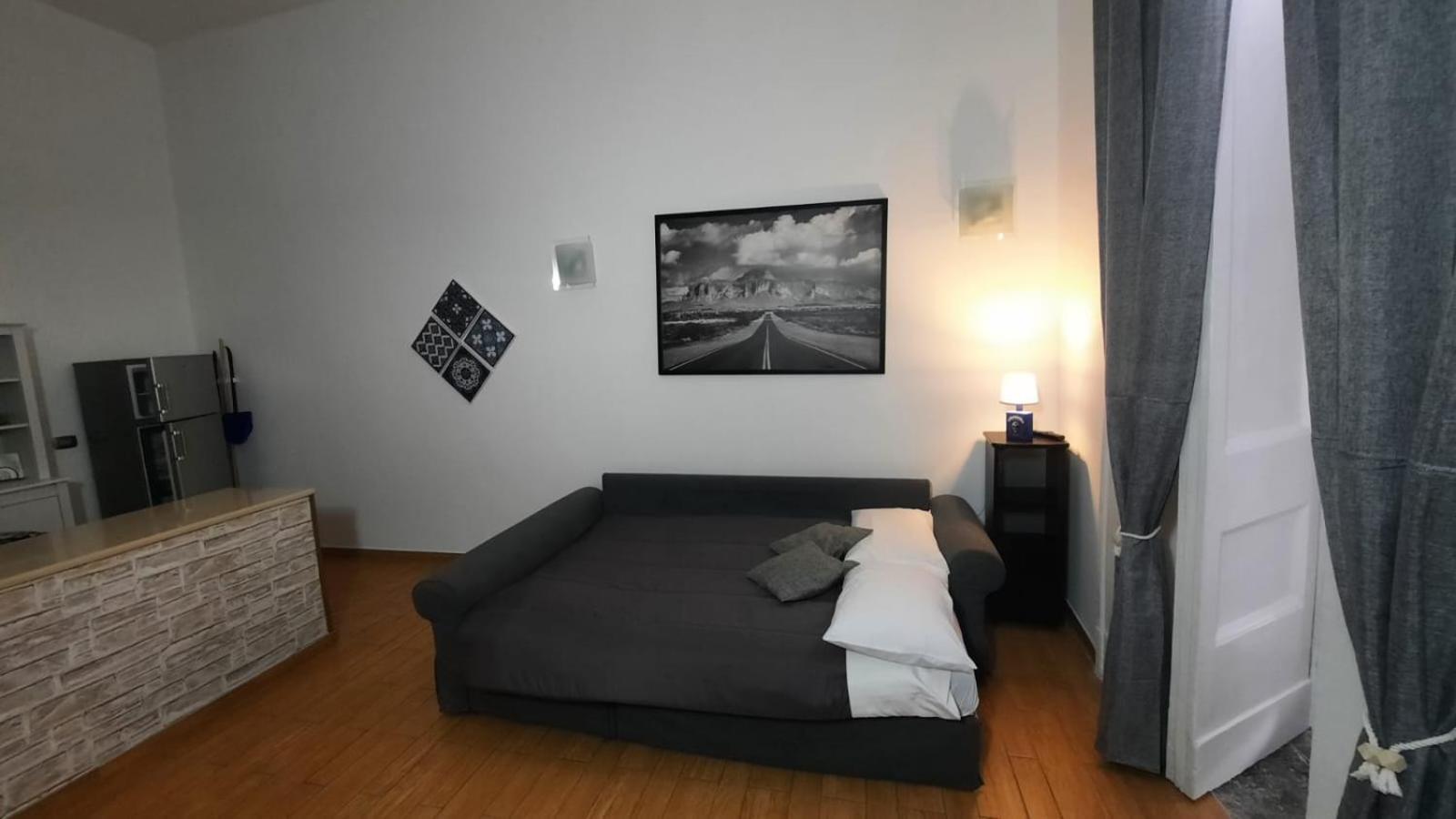 White Home Quartieri Spagnoli Νάπολη Εξωτερικό φωτογραφία