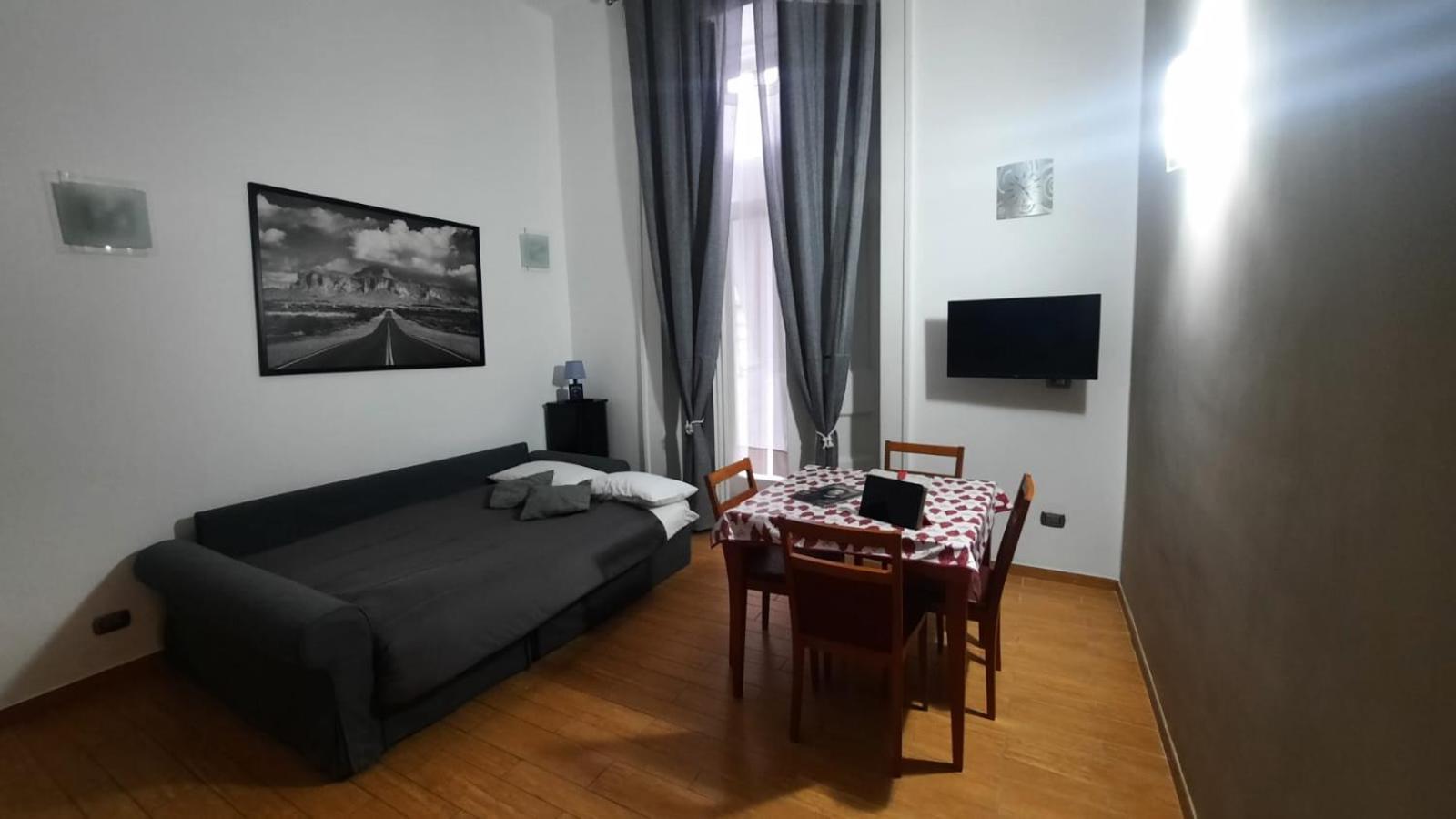 White Home Quartieri Spagnoli Νάπολη Εξωτερικό φωτογραφία